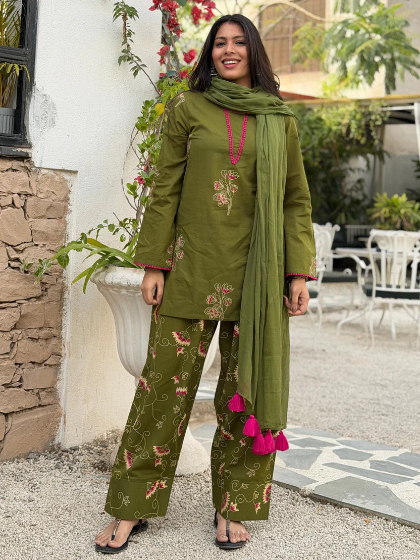 Zoya Floral Grace Salwar Suit