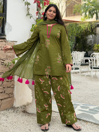 Zoya Floral Grace Salwar Suit
