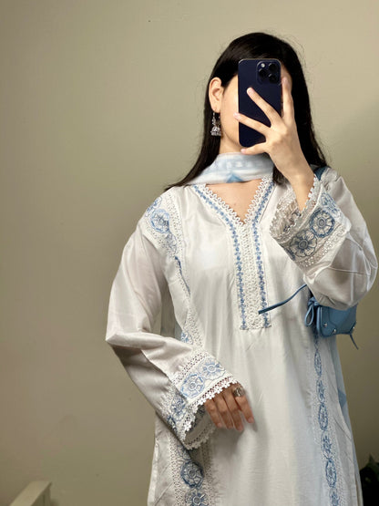 Aarisha Ivory Blue Floral Embroidered Cotton Kurta Pant Set