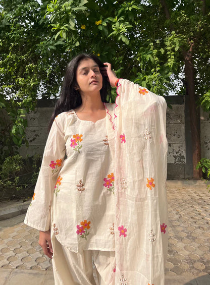 Suhani Cream Floral Salwar Set