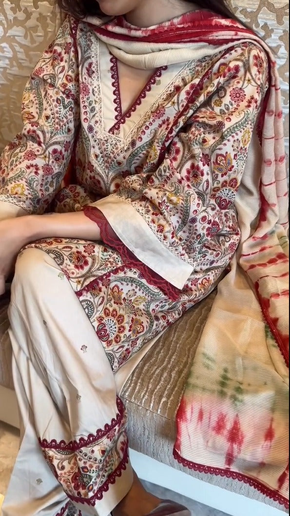 Misha Cream Paisley Printed Cotton Kurta Set