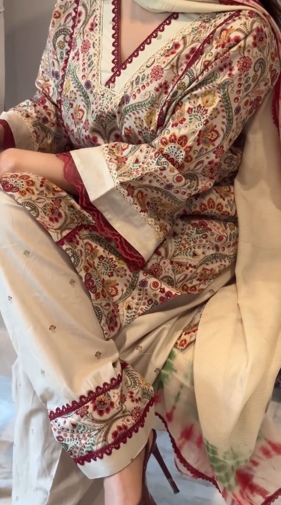 Misha Cream Paisley Printed Cotton Kurta Set