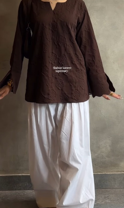 Aabroo Noor Chocolate Brown Embroidered Farshi Set